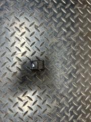 Кнопка стеклоподъемника X5 2016 f15 N47D20C