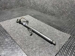 Амортизатор крышки багажника задний правый BMW X5 2017