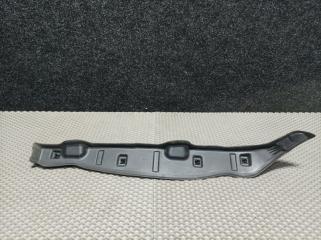 Фото запчасти уплотнитель крыла передний правый BMW 5 2019 контрактная запчасть Запчасть уплотнитель крыла передний правый BMW 5 2019