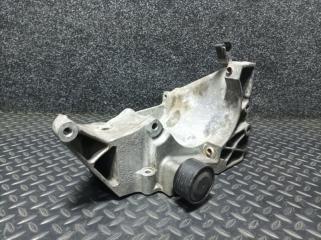 Запчасть кронштейн двигателя левый BMW X5 2016