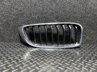 Решетка радиатора передняя левая BMW 4