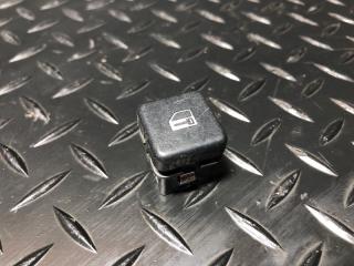 Фото запчасти кнопка центрального замка передняя BMW 5 1999 контрактная запчасть Запчасть кнопка центрального замка передняя BMW 5 1999