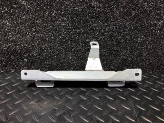 Запчасть кронштейн передний Mercedes-Benz GLE350d 2018