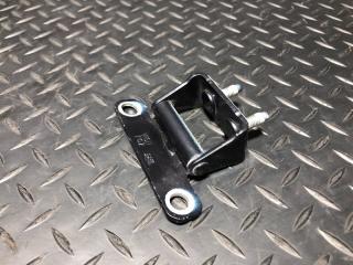 Запчасть петля двери багажника задняя KIA Sorento Prime3 2020