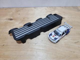 Запчасть декоративная крышка двигателя BMW 3 2008