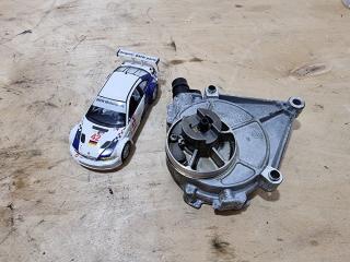 Насос вакуумный BMW X3 2012