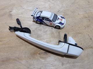 Ручка двери внешняя передняя левая BMW X3 2012 контрактная Ручка двери внешняя передняя левая BMW X3 2012