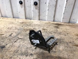 Запчасть замок капота BMW 5