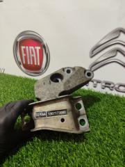 ПОДУШКА Опора двигателя правая citroen jumper ЕВРО 5 2012 Б/У ПОДУШКА Опора двигателя правая citroen jumper ЕВРО 5 2012