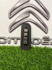 Контактная группа сдвижной двери правая citroen jumper 290 2.2 HDI. Контактная группа сдвижной двери правая citroen jumper 290 2.2 HDI.