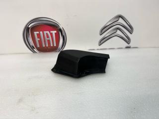 Заглушка жабо правая передняя правая FIAT DUCATO 2018 контрактная Заглушка жабо правая передняя правая FIAT DUCATO 2018