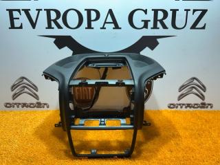 Накладка в салоне Peugeot Boxer 2016