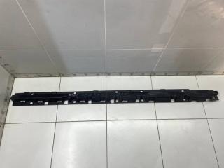 Кронштейн накладки порога правый BMW X5