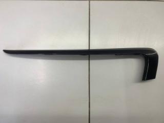 Молдинг передний правый Лада Гранта