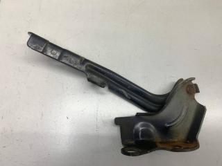 Фото запчасти петля капота левая Lifan X60 2014 Б/У запчасть Запчасть петля капота левая Lifan X60 2014