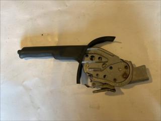 Рычаг стояночного тормоза Nissan Almera Classic 2011