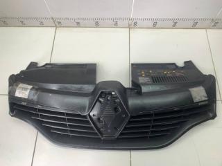 Решетка радиатора Renault Logan 2