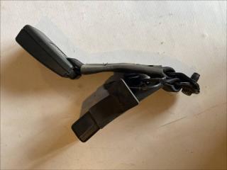 Ответная часть ремня безопасности Toyota Avensis 3 2009