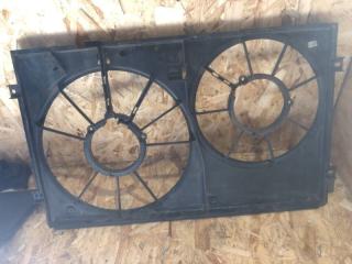 Диффузор вентилятора Volkswagen Passat