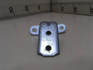 Петля двери верхняя передняя левая Hyundai Solaris 2