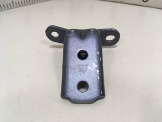 Петля двери верхняя передняя правая Hyundai Solaris 2