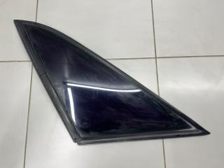 Стекло кузовное глухое заднее левое Audi 80 1988