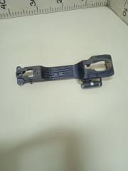 Кронштейн ручки двери наружной передний правый Toyota RAV4