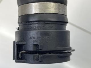 Патрубок системы охлаждения Audi A6 C6 2006