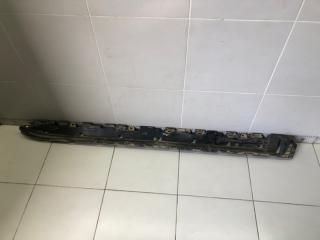 Подножка правая Toyota Land Cruiser 2015 Б/У Подножка правая Toyota Land Cruiser 2015