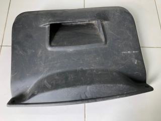 Обшивка двери багажника Renault Duster 2012