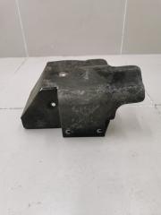 Экран тепловой Ford Mondeo 3 2001 Б/У Экран тепловой Ford Mondeo 3 2001