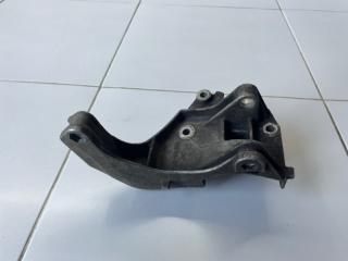 Кронштейн генератора Лада Гранта 2016