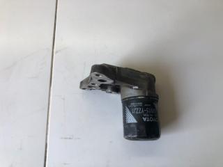 Кронштейн масляного фильтра Toyota Corolla 2011