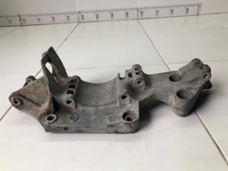 Кронштейн генератора Audi A3 1997