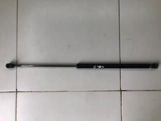 Амортизатор крышки багажника Ford Mondeo 3 2001