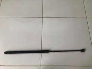 Амортизатор крышки багажника Skoda Octavia A5 2010