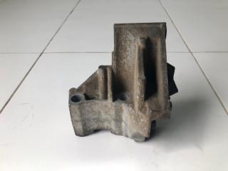 Кронштейн генератора Ford Focus 1 2003