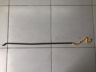 Упор капота Mazda Tribute 2002 Б/У Упор капота Mazda Tribute 2002