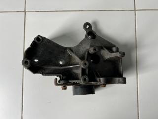 Кронштейн генератора Renault Symbol 1