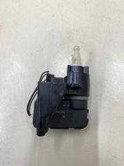 Фото запчасти моторчик корректора фары Skoda Rapid 1 Б/У запчасть Запчасть моторчик корректора фары Skoda Rapid 1