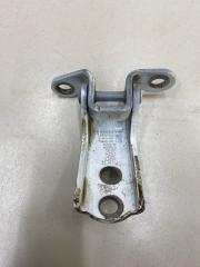 Запчасть петля двери нижняя задняя правая Geely Emgrand X7 2014