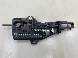 Кронштейн ручки двери наружной задний правый Renault Kaptur 2017