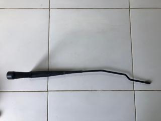Поводок стеклоочистителя передний правый Лада Калина 2008