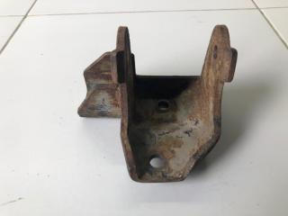 Кронштейн опоры двигателя задний Hyundai Matrix 2002