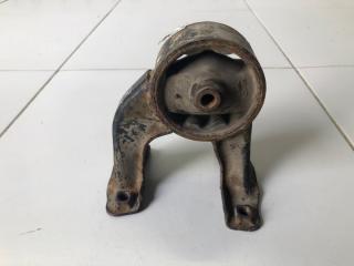 Опора двигателя задняя Hyundai Matrix 2002