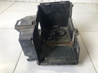 Крепление аккумулятора (корпус/подставка) Ford Focus 2 2006