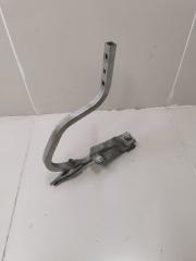 Петля крышки багажника левая Mitsubishi Carisma 2001 Б/У Петля крышки багажника левая Mitsubishi Carisma 2001