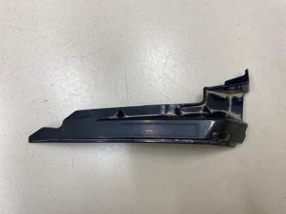 Фото запчасти кронштейн накладки двери багажника левый Lexus RX350 Б/У запчасть Запчасть кронштейн накладки двери багажника левый Lexus RX350