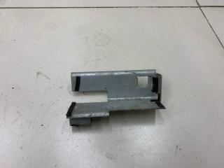 Фото запчасти крепление аккумулятора (корпус/подставка) Audi Q7 2009 Б/У запчасть Запчасть крепление аккумулятора (корпус/подставка) Audi Q7 2009