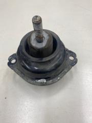 Опора двигателя Audi Q7 2009
